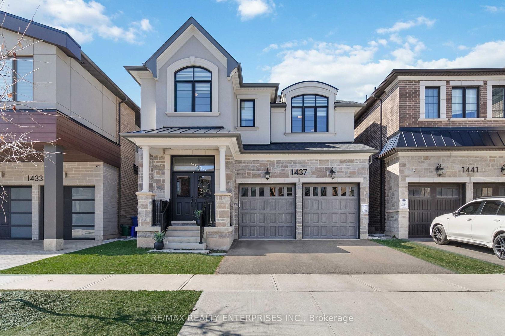 1437 Lakeport Crescent, JM Joshua Meadows, Oakville 