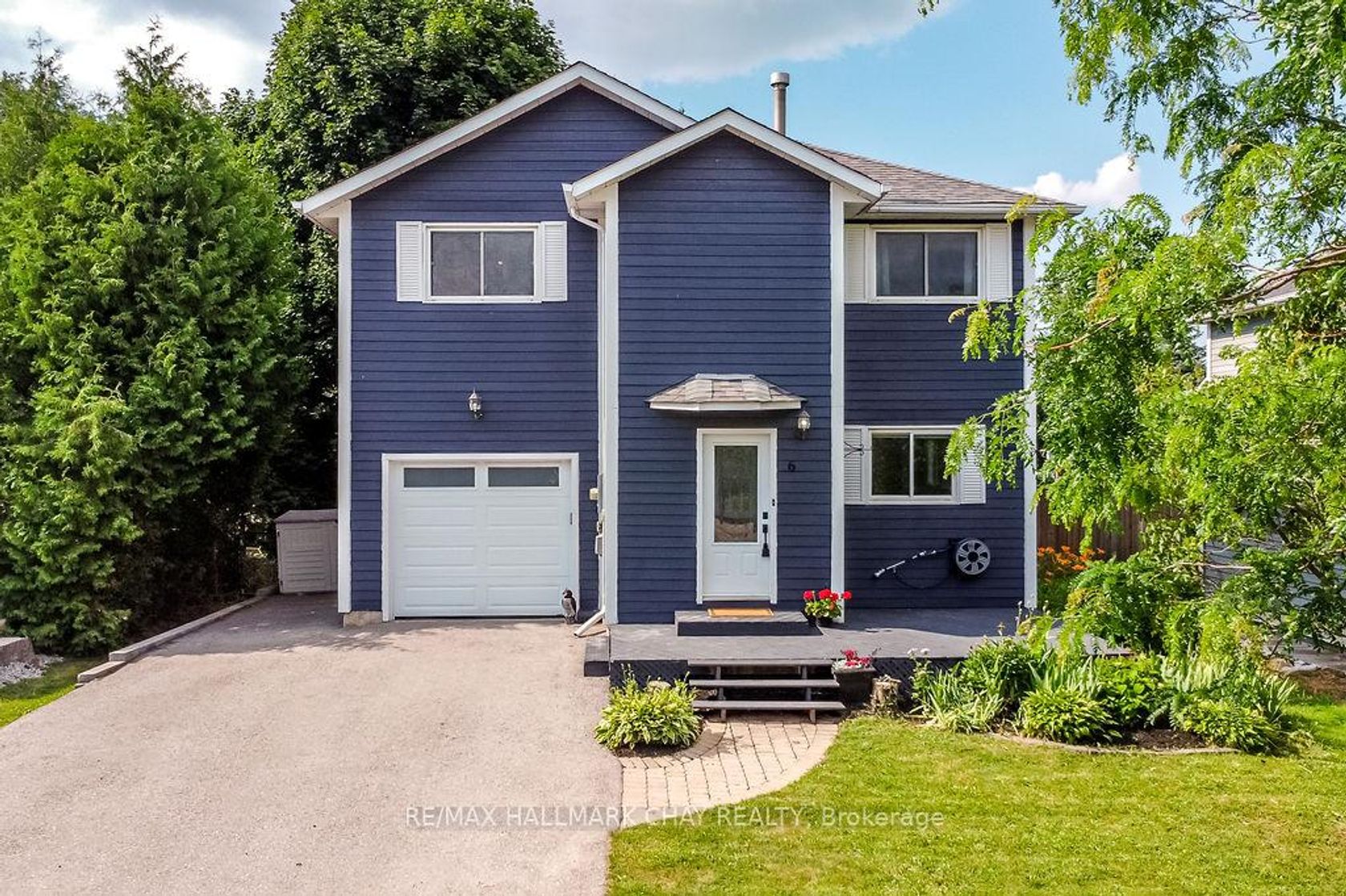 6 James Street, Ardagh, Barrie photo number 2