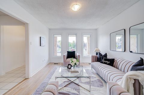 Photo 5 at 53 Treetops Court, Milliken, Toronto
