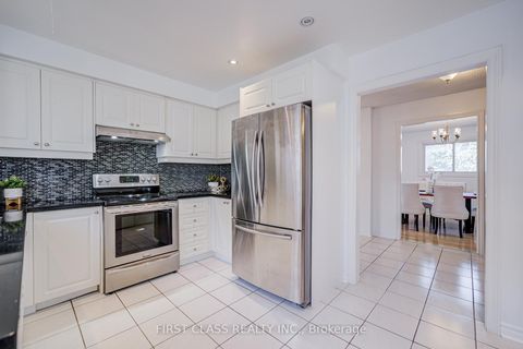 Photo 11 at 53 Treetops Court, Milliken, Toronto