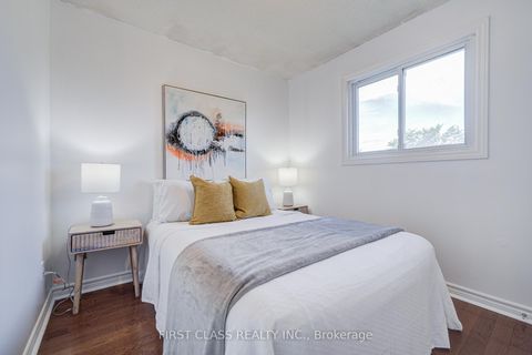 Photo 17 at 53 Treetops Court, Milliken, Toronto