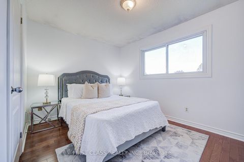Photo 18 at 53 Treetops Court, Milliken, Toronto