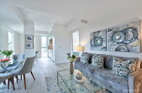 Photo 18 at 403 - 185 Alberta Avenue, Oakwood Village, Toronto