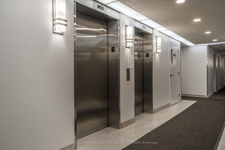 Photo 4 at 305 - 3497 Upper Middle Road, Headon, Burlington