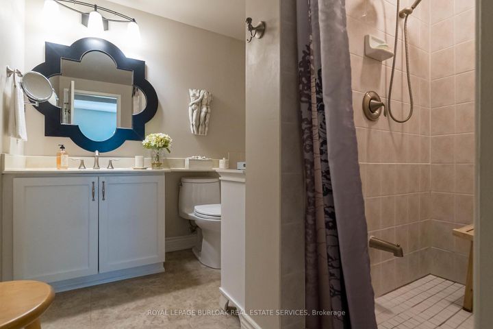 Photo 34 at 305 - 3497 Upper Middle Road, Headon, Burlington