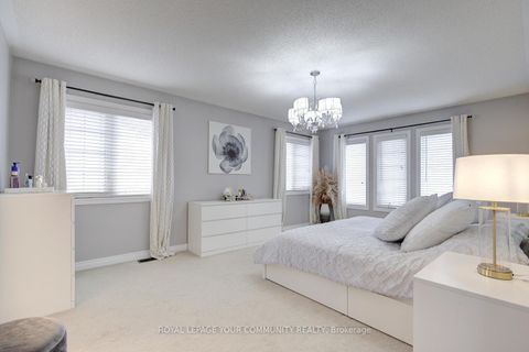 Photo 29 at 45 Pullman Road, Patterson, Vaughan