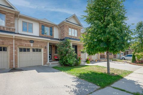 Photo 1 at 2152 Fiddlers Way, WM Westmount, Oakville
