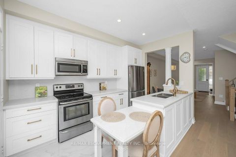 Photo 12 at 2152 Fiddlers Way, WM Westmount, Oakville