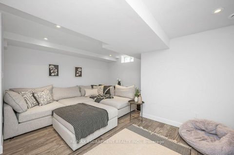 Photo 25 at 2152 Fiddlers Way, WM Westmount, Oakville