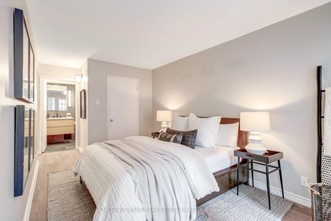 Photo 17 at 305 - 92 King Street E, Yonge Corridor, Toronto