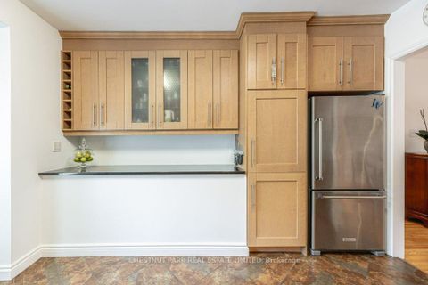 Photo 10 at 250 Broadway Avenue, Mount Pleasant East, Toronto