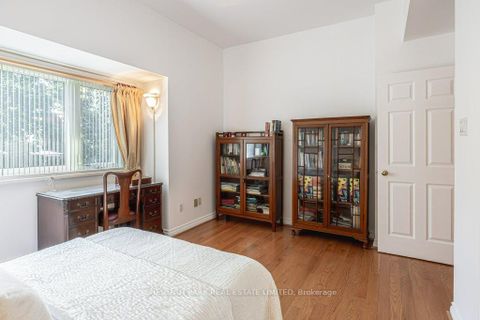 Photo 16 at 250 Broadway Avenue, Mount Pleasant East, Toronto