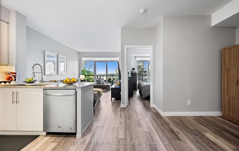 Photo 7 at 406 - 65 Oneida Crescent, Langstaff, Richmond Hill