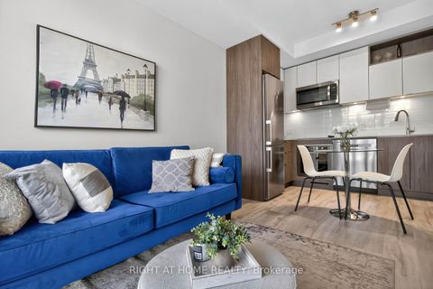 Photo 7 at 615 - 60 Princess Street, Waterfront Communities C8, Toronto