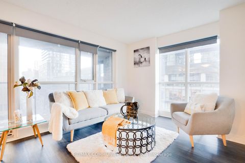 Photo 16 at 824 - 295 Adelaide Street W, Waterfront Communities C1, Toronto