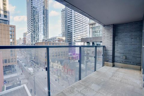 Photo 22 at 824 - 295 Adelaide Street W, Waterfront Communities C1, Toronto