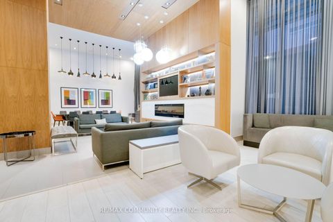 Photo 33 at 824 - 295 Adelaide Street W, Waterfront Communities C1, Toronto