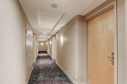 Photo 2 at 610 - 36 Blue Jays Way, Waterfront Communities C1, Toronto