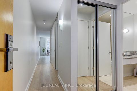 Photo 3 at 610 - 36 Blue Jays Way, Waterfront Communities C1, Toronto