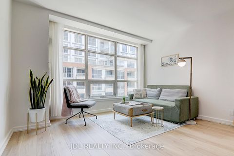 Photo 10 at 610 - 36 Blue Jays Way, Waterfront Communities C1, Toronto