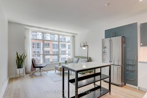 Photo 14 at 610 - 36 Blue Jays Way, Waterfront Communities C1, Toronto