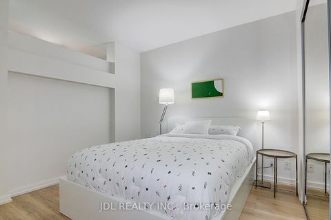Photo 20 at 610 - 36 Blue Jays Way, Waterfront Communities C1, Toronto