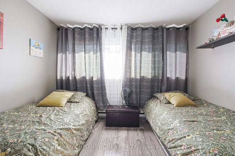 Photo 26 at 315 - 140 Leeward Glenway, Flemingdon Park, Toronto