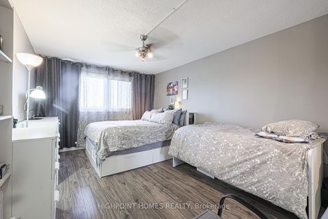 Photo 30 at 315 - 140 Leeward Glenway, Flemingdon Park, Toronto