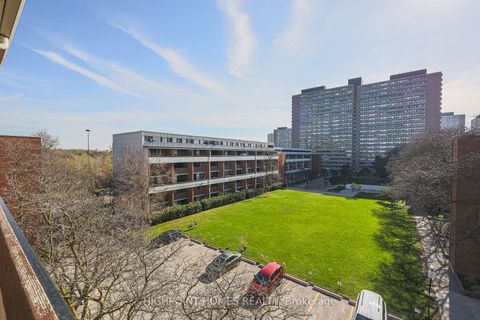 Photo 40 at 315 - 140 Leeward Glenway, Flemingdon Park, Toronto