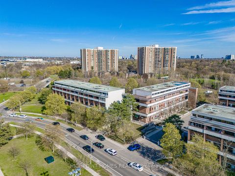 Photo 43 at 315 - 140 Leeward Glenway, Flemingdon Park, Toronto