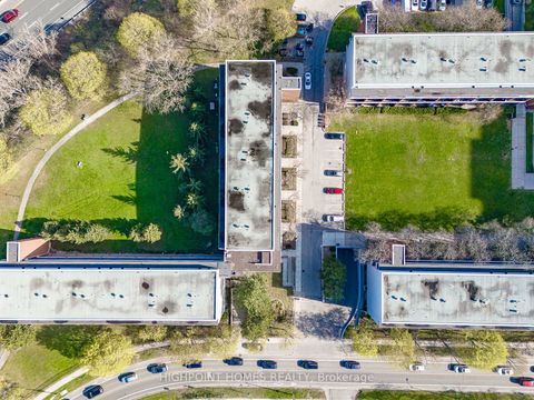Photo 47 at 315 - 140 Leeward Glenway, Flemingdon Park, Toronto