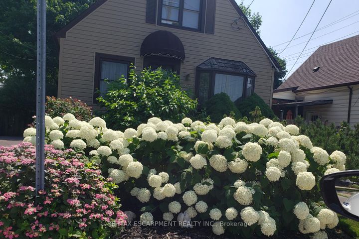 Photo 1 at 251 East 31st Street, Eastmount, Hamilton