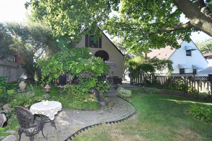 Photo 21 at 251 East 31st Street, Eastmount, Hamilton