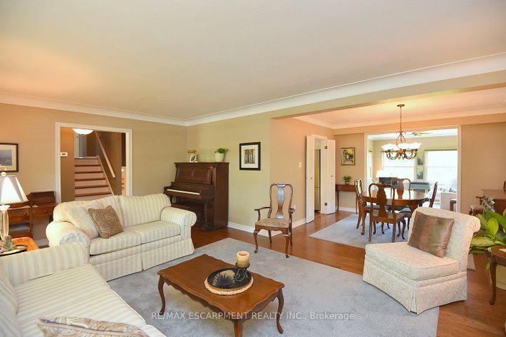 Photo 7 at 219 Strathcona Drive, Shoreacres, Burlington