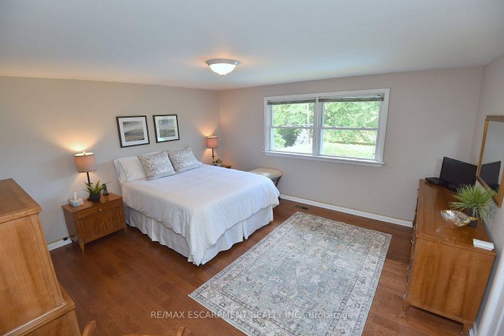 Photo 19 at 219 Strathcona Drive, Shoreacres, Burlington