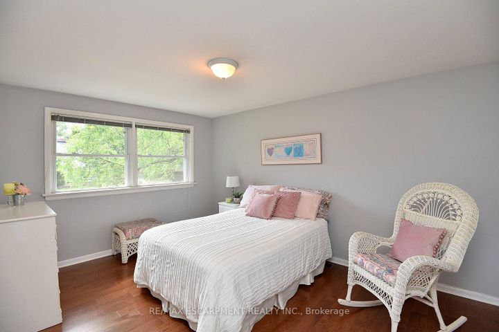 Photo 22 at 219 Strathcona Drive, Shoreacres, Burlington