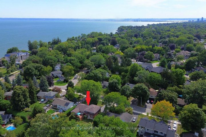 Photo 39 at 219 Strathcona Drive, Shoreacres, Burlington