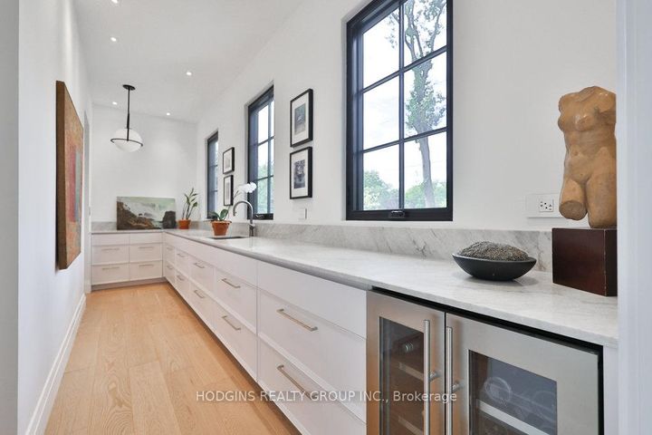 Photo 14 at 238 Mineola Road W, Mineola, Mississauga