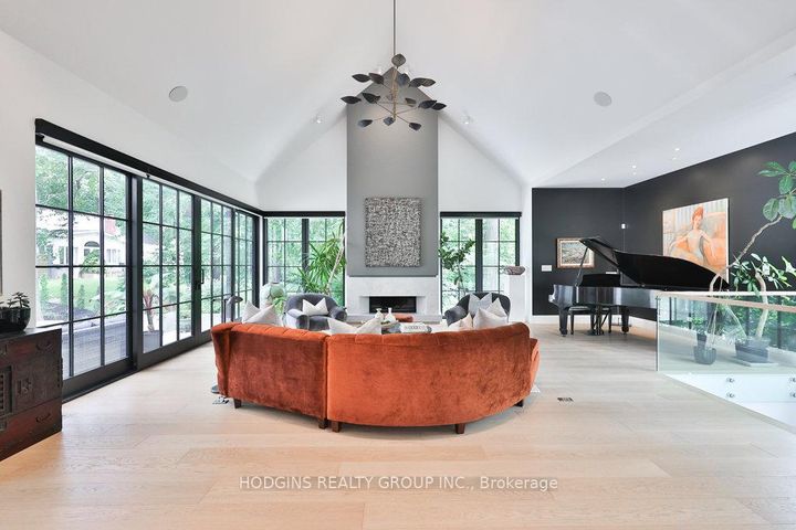 Photo 17 at 238 Mineola Road W, Mineola, Mississauga