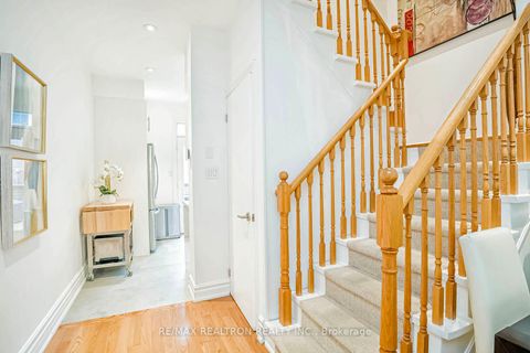 Photo 5 at 886 Pape Avenue, East York, Toronto