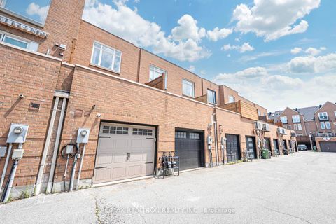 Photo 23 at 886 Pape Avenue, East York, Toronto