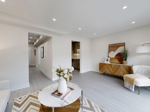 Photo 4 at 54 - 71 Cass Avenue, Sullivan, Toronto