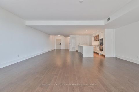 Photo 10 at 214 - 155 Merchants' Wharf, Waterfront Communities C8, Toronto
