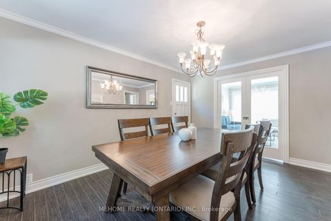Photo 2 at 16 Abbottswood Road, Bendale, Toronto
