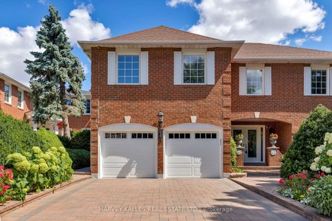 Photo 1 at 16 Robaldon Road, Humber Valley, Toronto
