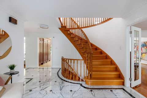 Photo 3 at 16 Robaldon Road, Humber Valley, Toronto