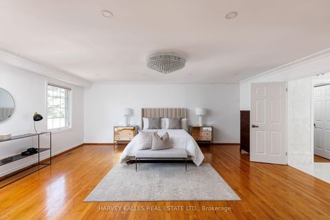 Photo 26 at 16 Robaldon Road, Humber Valley, Toronto