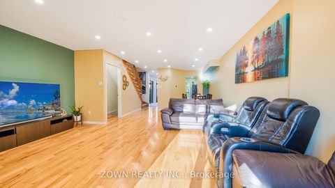 Photo 9 at 2 - 6 Mason Road, Scarborough Village, Toronto