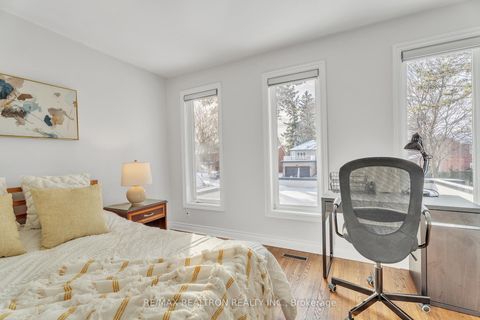 Photo 5 at 47 Robinter Drive, Newtonbrook East, Toronto