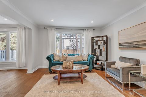 Photo 6 at 47 Robinter Drive, Newtonbrook East, Toronto